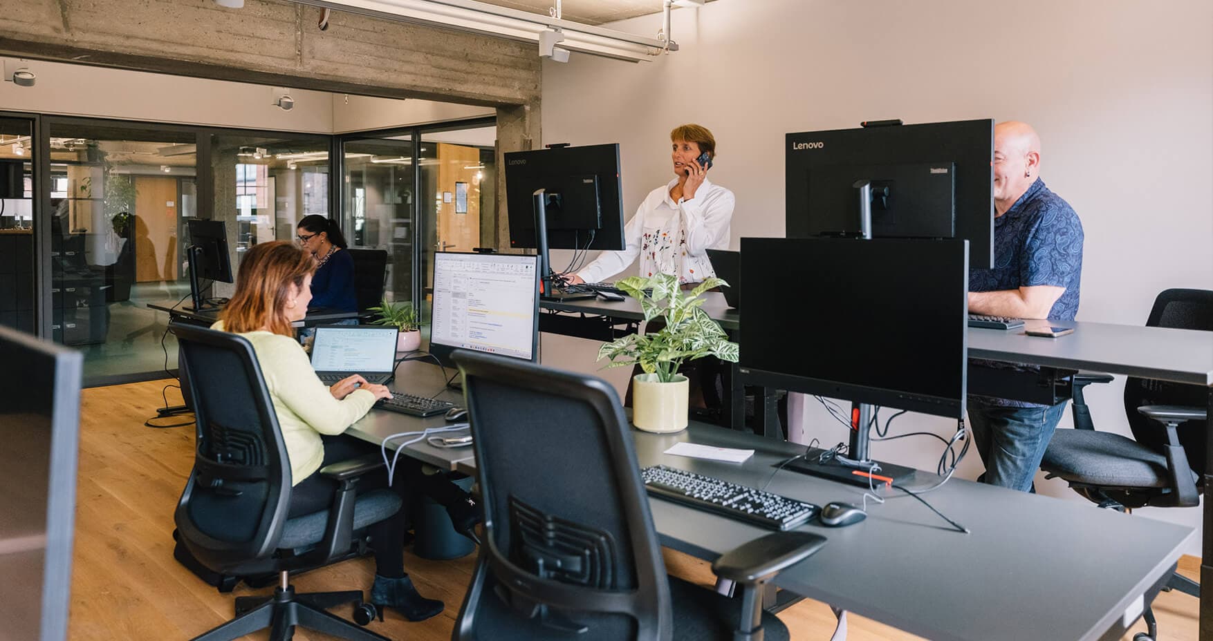 1000 Satellites Hamburg Speicher 1