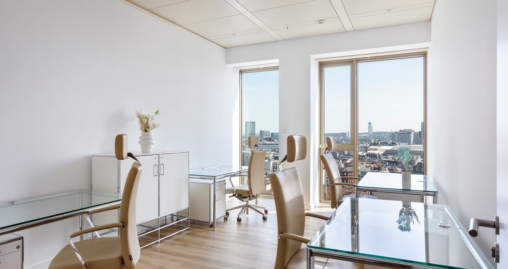 K-1 BusinessClub Tower185 Foto 4