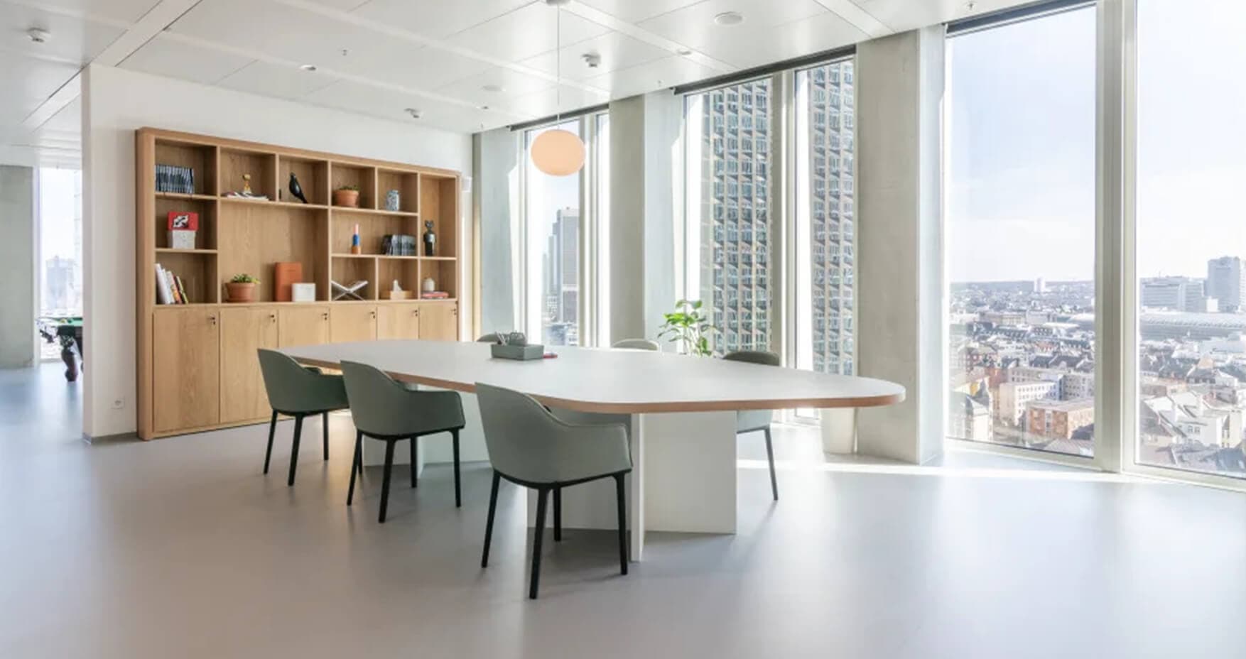 Spaces Frankfurt Tower One 1