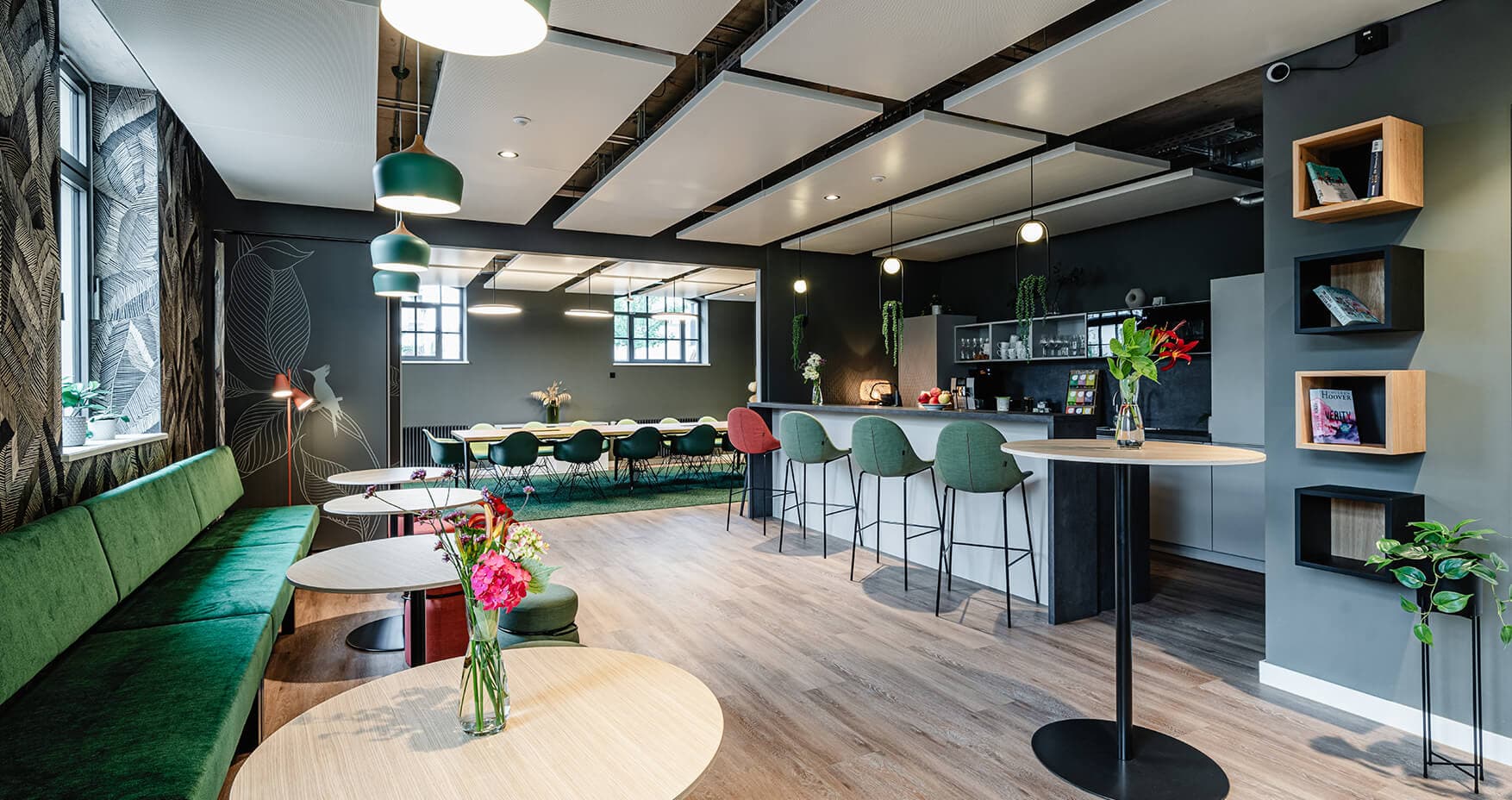 1000 Satellites München The Malt Foto 2