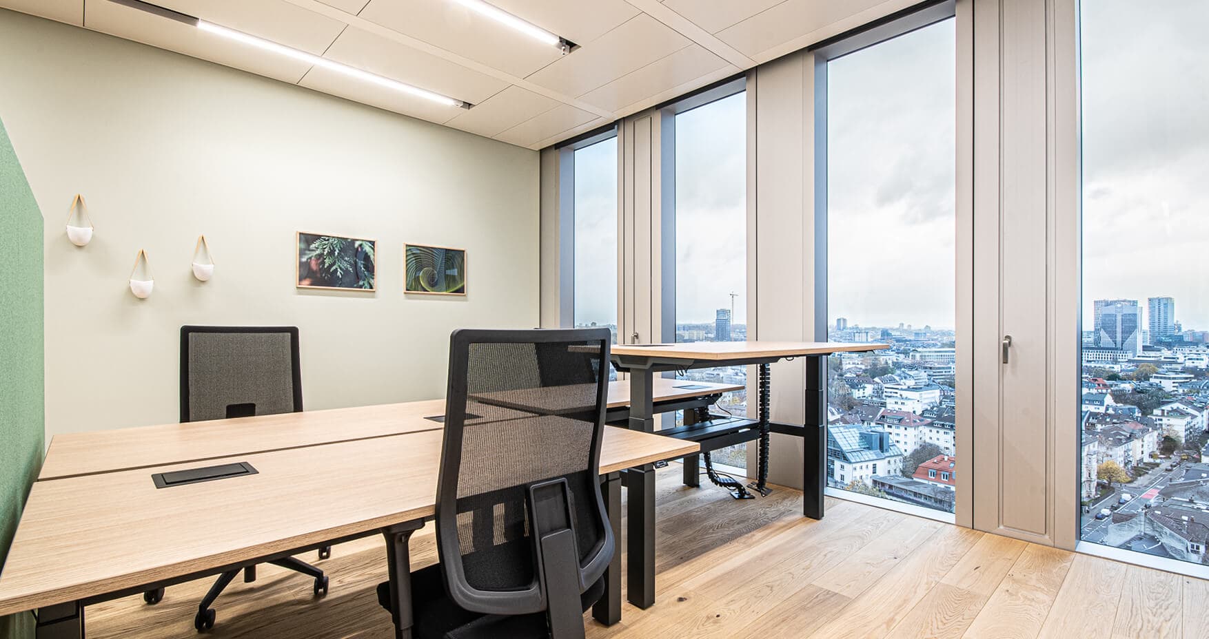 Rivvers Frankfurt Senckenberg-Turm Foto 5