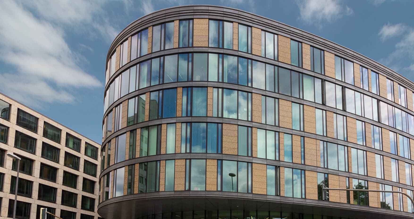 Tribes Frankfurt Baseler Oval Foto 3