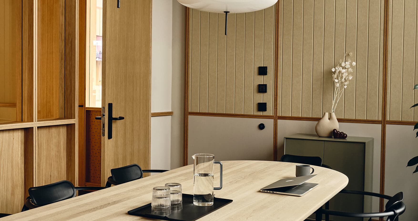 Haus am Domplatz Hamburg by FORA Foto 3